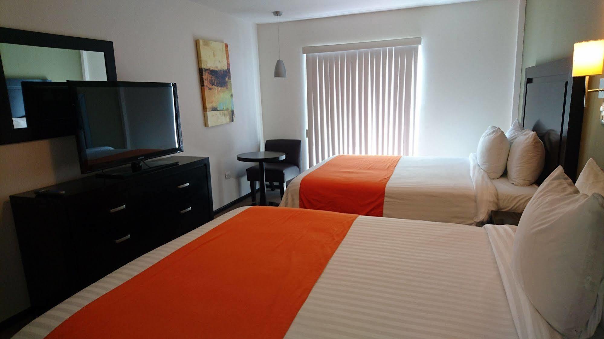 Hotel Nuvo Saltillo Luaran gambar